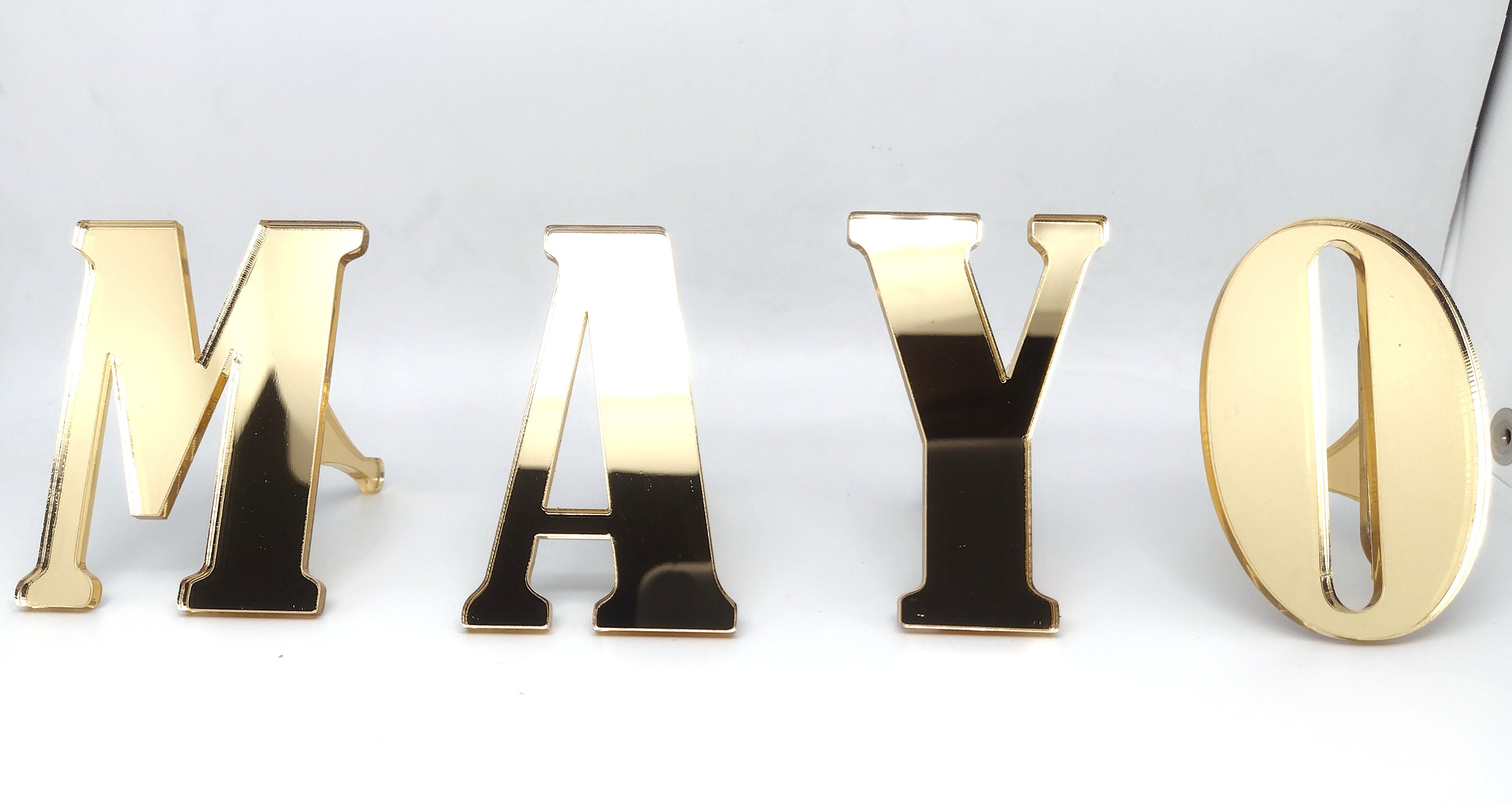 Letter with holder Cake Fropper